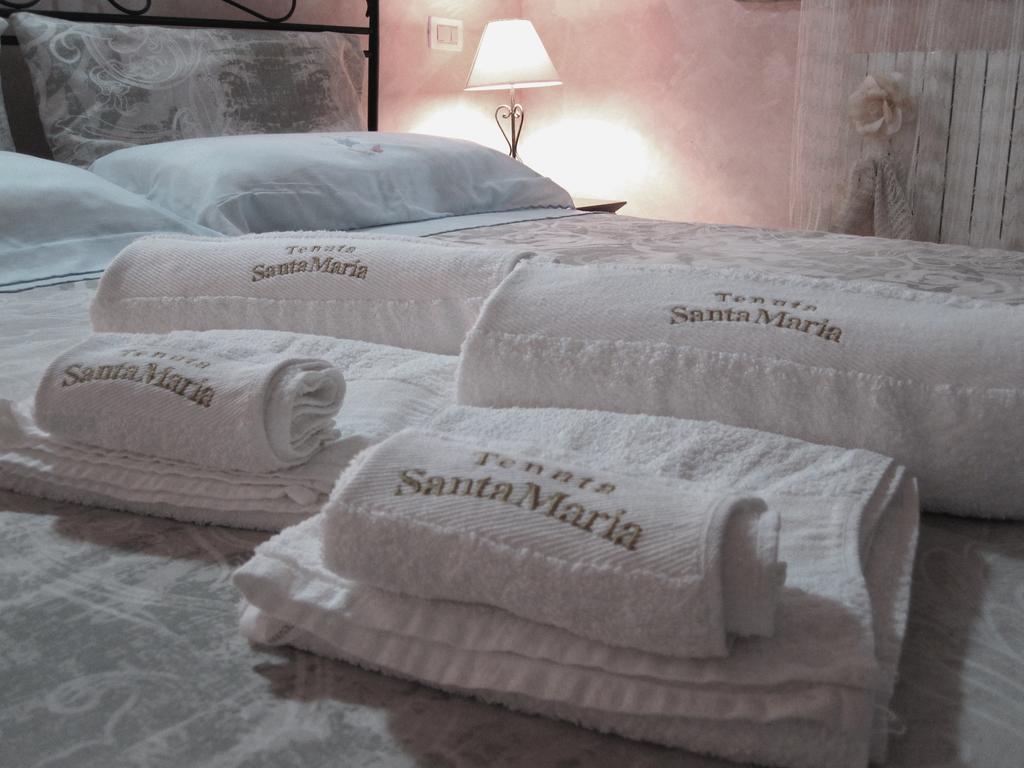 Agriturismo Tenuta Santa Maria Notaresco Kültér fotó